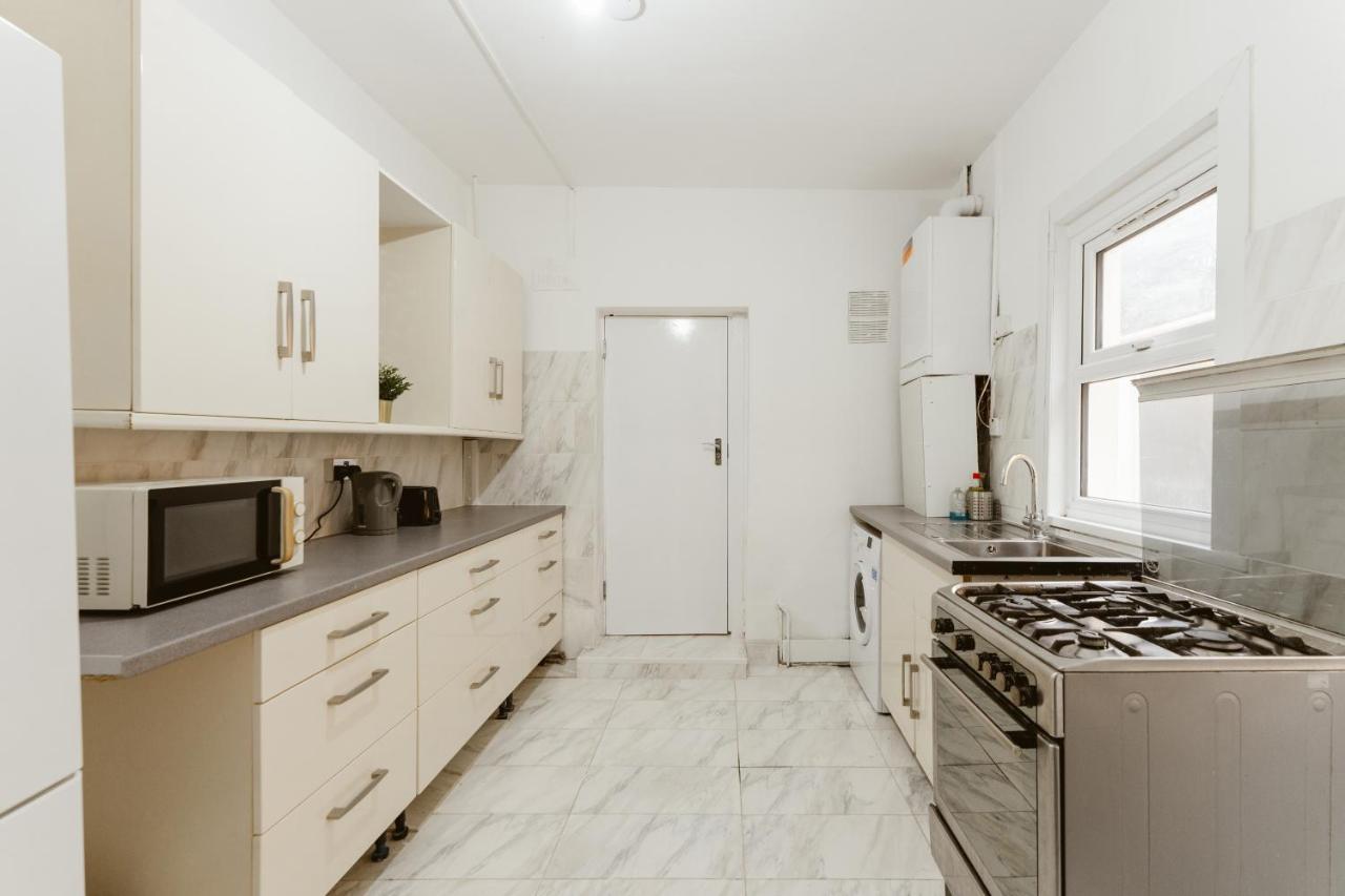 Great Rooms In Plaistow Londra Esterno foto